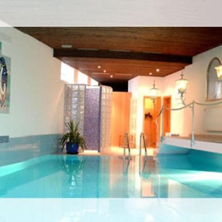 Hotel Roter Hahn - Bed & Breakfast 가르미슈파르텐키르헨 외부 사진