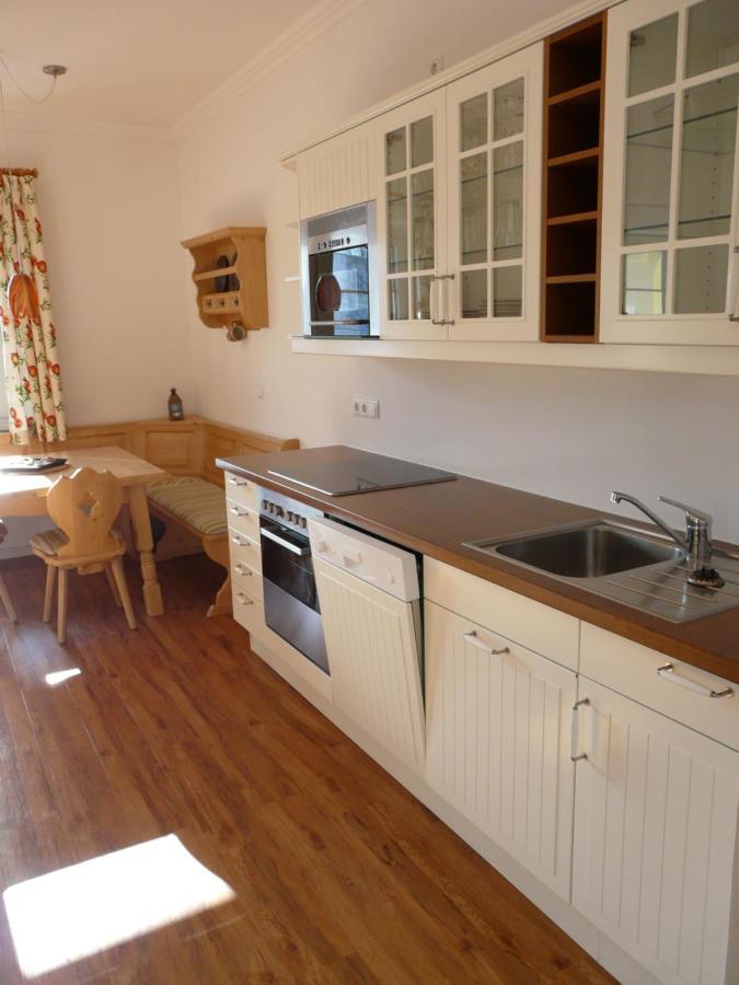Hotel Roter Hahn - Bed & Breakfast 가르미슈파르텐키르헨 외부 사진