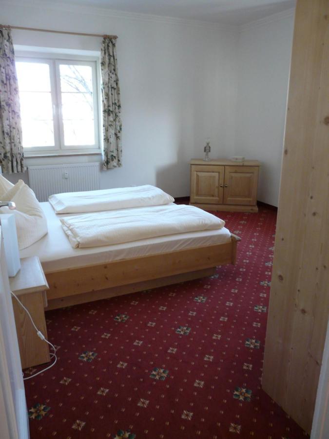 Hotel Roter Hahn - Bed & Breakfast 가르미슈파르텐키르헨 외부 사진