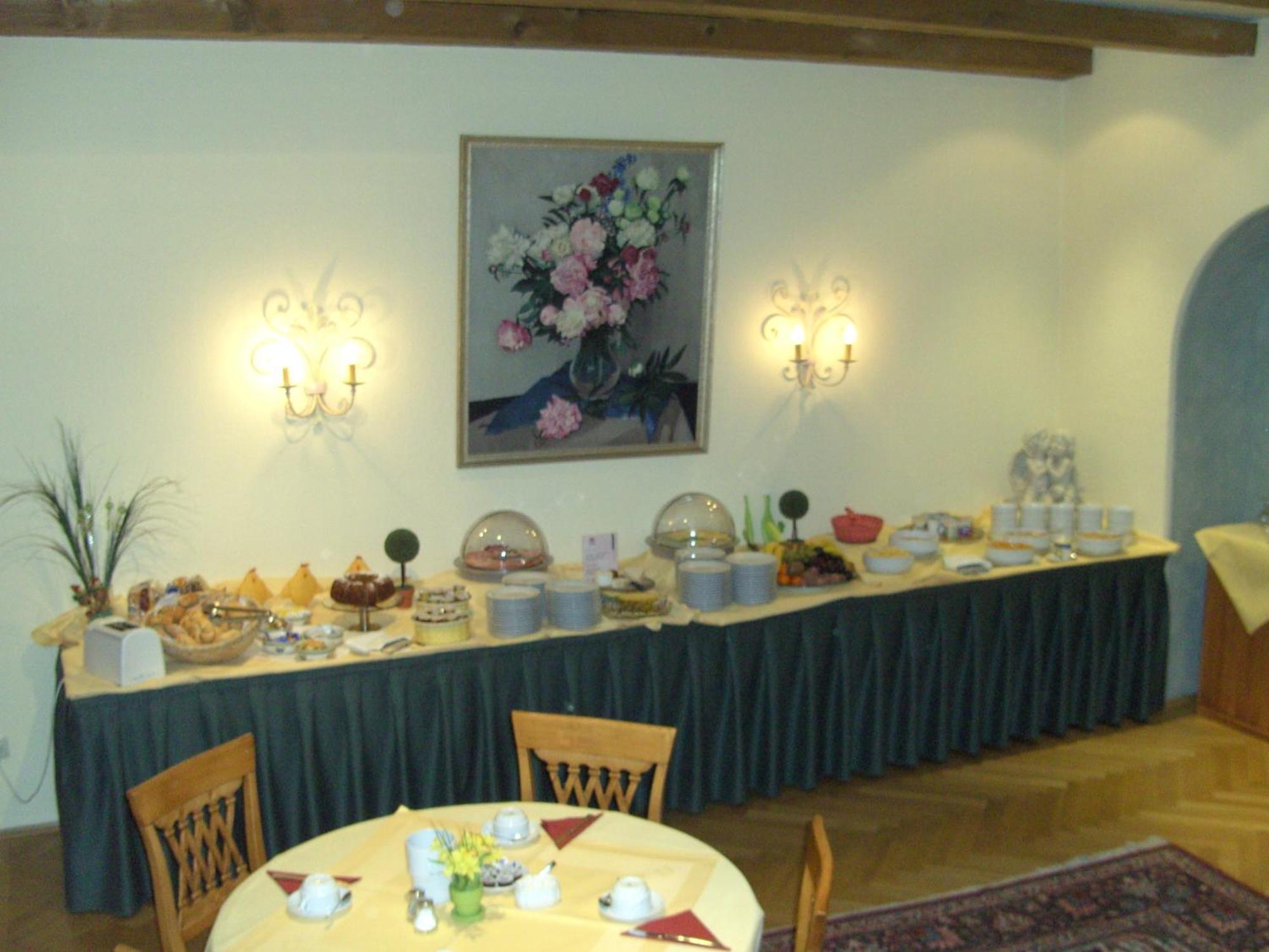 Hotel Roter Hahn - Bed & Breakfast 가르미슈파르텐키르헨 외부 사진