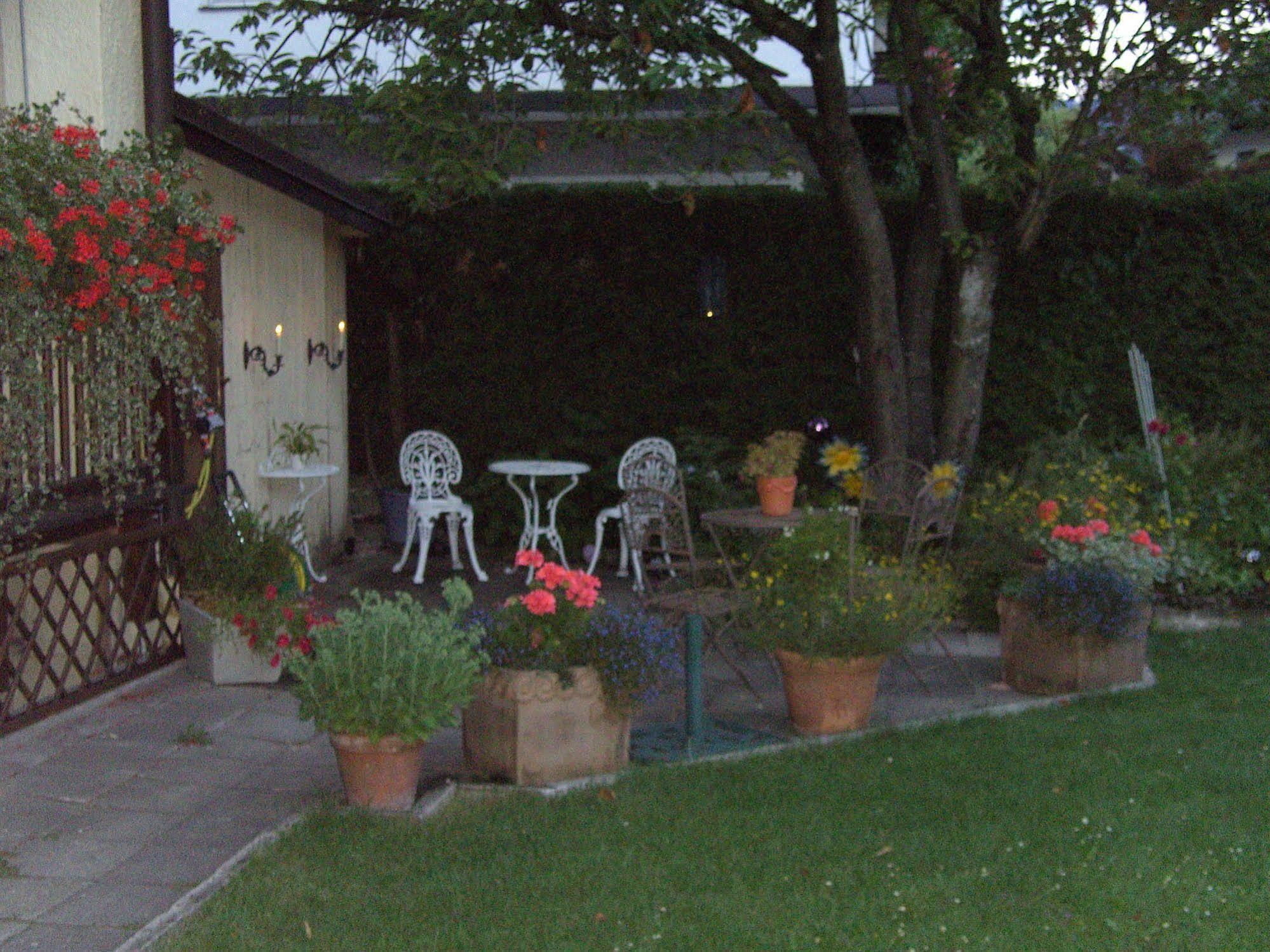 Hotel Roter Hahn - Bed & Breakfast 가르미슈파르텐키르헨 외부 사진