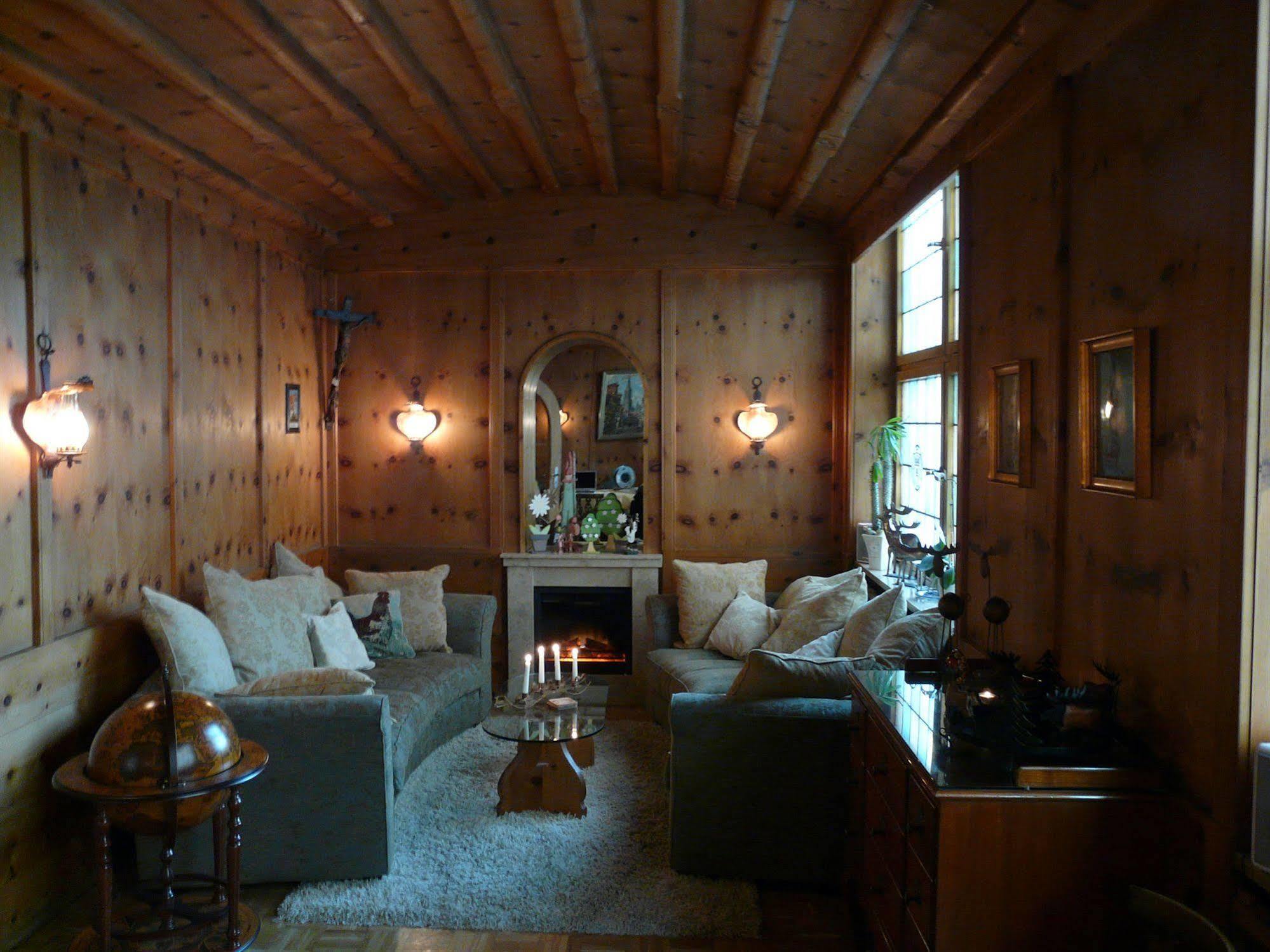 Hotel Roter Hahn - Bed & Breakfast 가르미슈파르텐키르헨 외부 사진